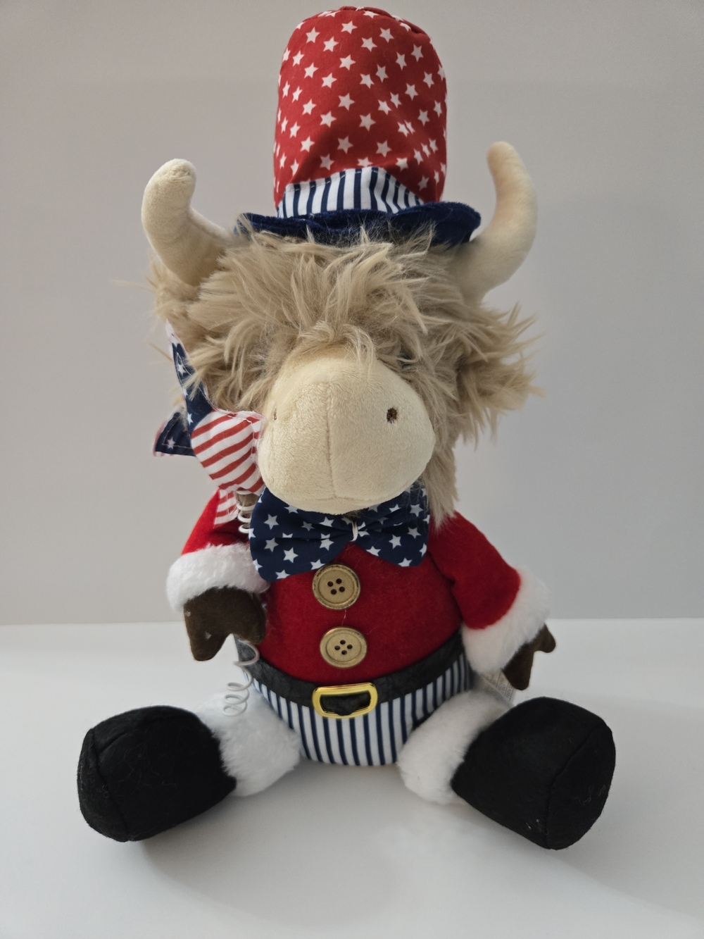 Americana Highland Cow Shelf Sitter 11" Patriotic Red White Blue Decor